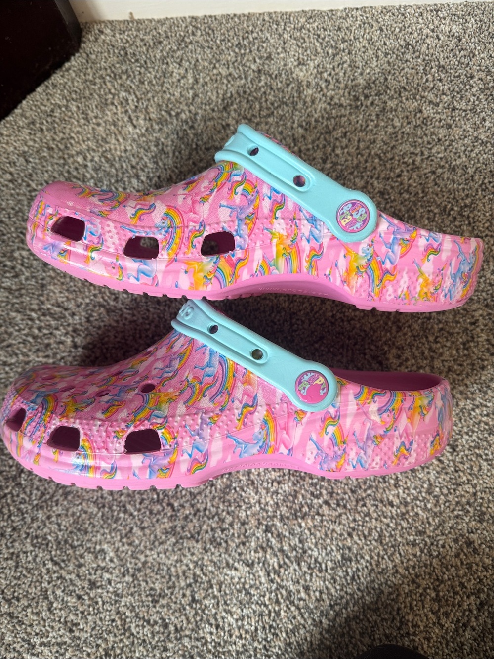 Crocs x Lisa Frank Pink Classic Unicorn Rainbow Clogs Womens' Size 8 - Picture 4 of 9